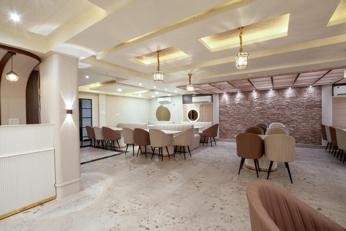 Hotel Square 36 Kota  Exterior photo