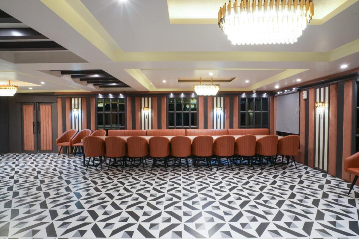 Hotel Square 36 Kota  Exterior photo